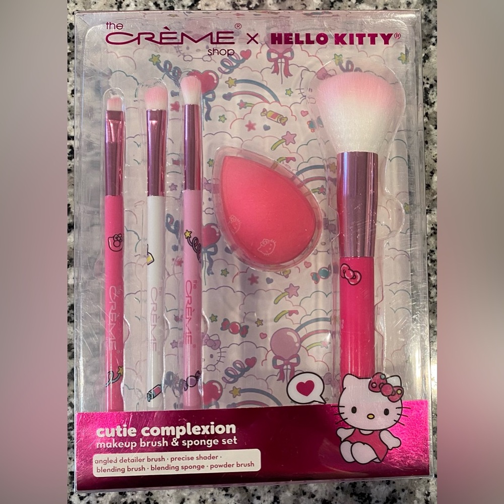 Hello Kitty Cute Complexion Makeup Sponge and Brush Set
